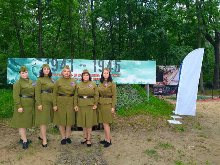 Районный фестиваль военно-патриотической песни «В лесу прифронтовом»..